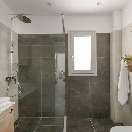 Summertime Argostolion